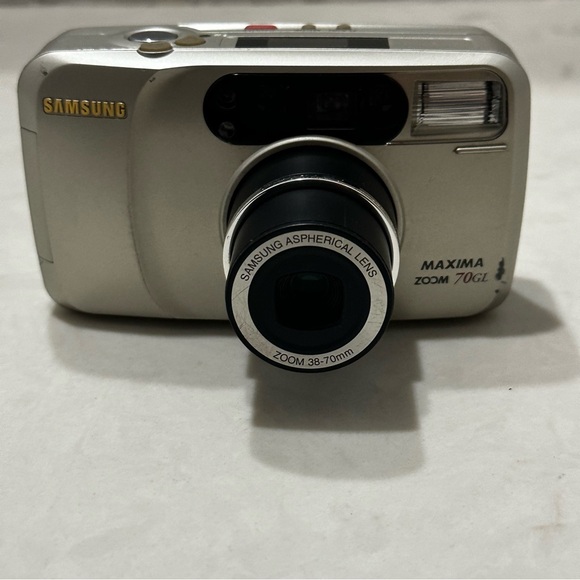 Samsung Maxima Zoom 70GL 35mm Point Shoot Film Camera Tested - Picture 7 of 15